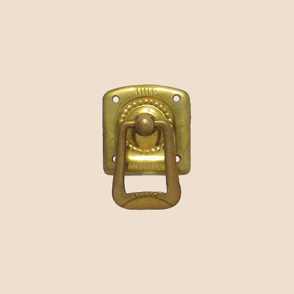 Jugendstil Möbelschild geprägt Messing MMA 30 x 30mm mit Griff Serie JU007 Bild1