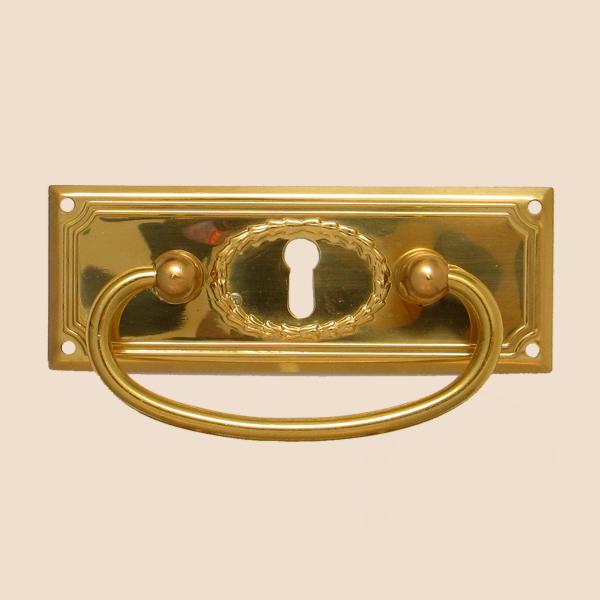 Jugendstil Möbelschild geprägt Messing MGL 100 x 38mm mit Griff und Schlüsselloch Serie JU003 Bild1