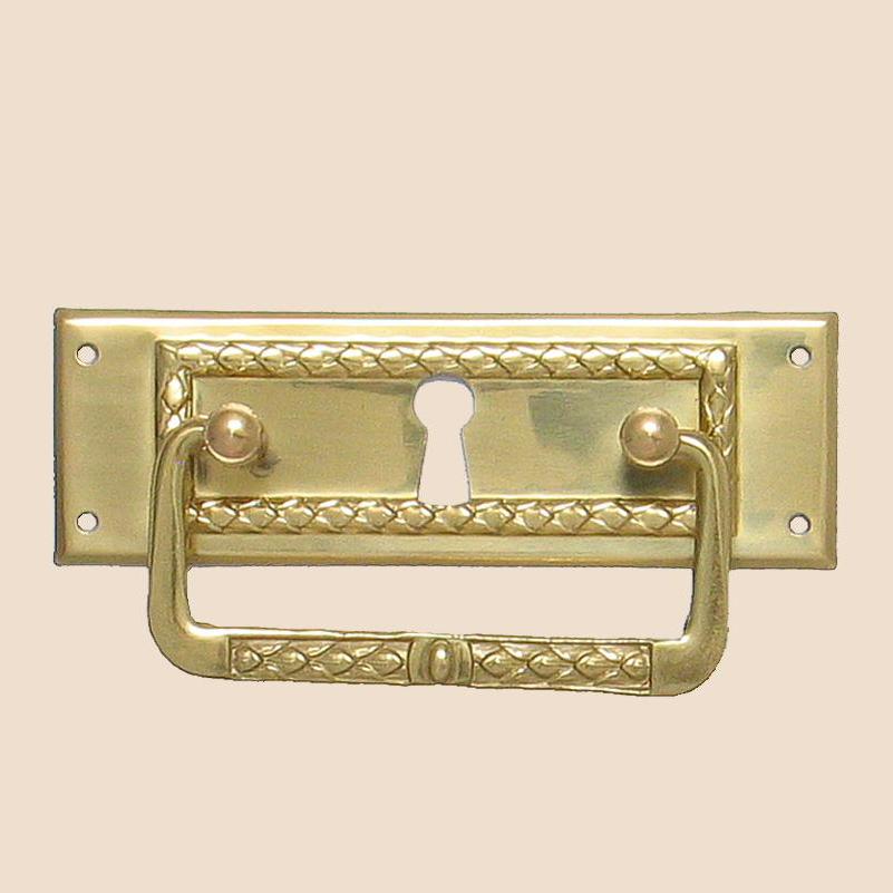 Jugendstil Möbelschild geprägt Messing MGL 94 x 30mm mit Griff und Schlüsselloch Serie JU014 Bild1