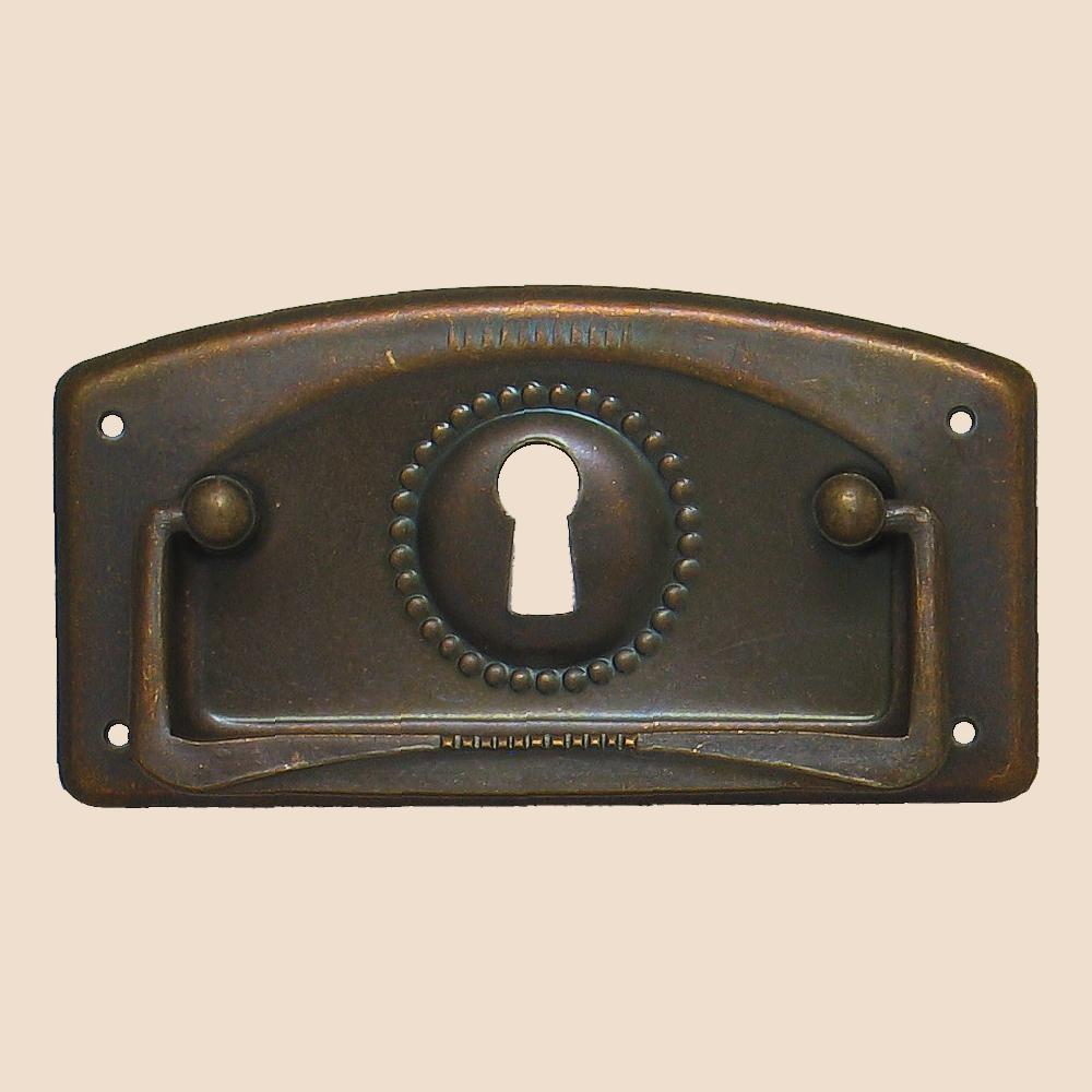 Jugendstil Möbelschild geprägt Messing MPA 89 x 48mm mit Griff und Schlüsselloch Serie JU007 Bild1
